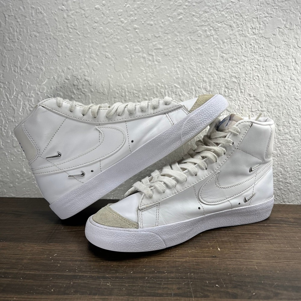 Nike Blazer Mid 77 SE Women's White Shoes - Women's Size 7.5 - Picture 4 of 9